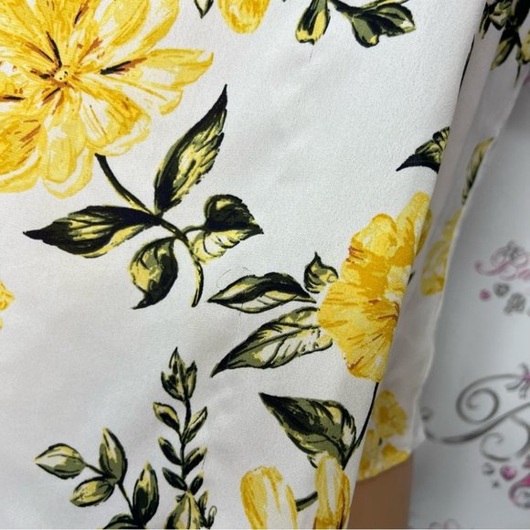 Van Heusen floral tshirt blouse white yellow green flowers flowy cute garden - Picture 6 of 7